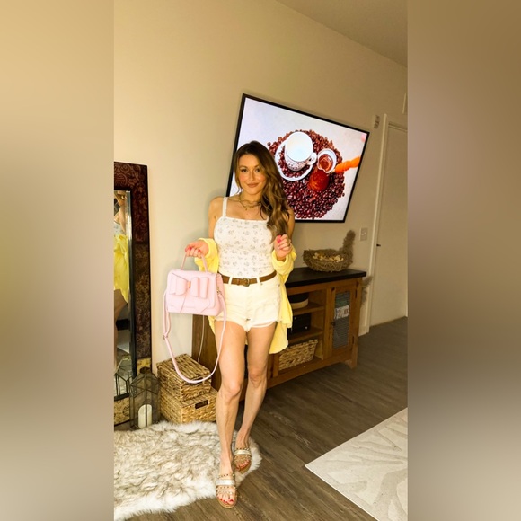 White denim shorts - Picture 7 of 7